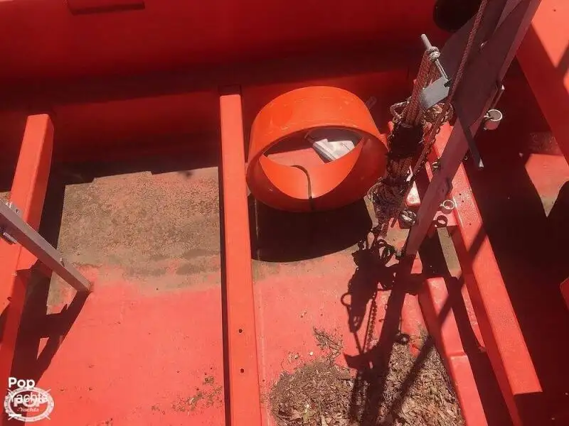 Kapal penyelamat untuk dijual
