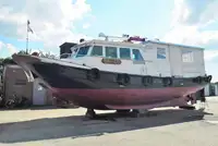Kapal pelayaran untuk dijual