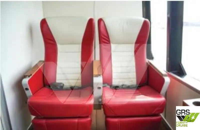 Kapal pelayaran untuk dijual
