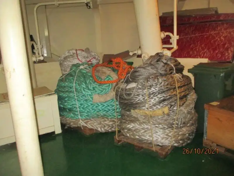 Kapal peti sejuk untuk dijual