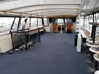 Kapal pelayaran untuk dijual