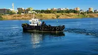 Kapal kerja untuk dijual