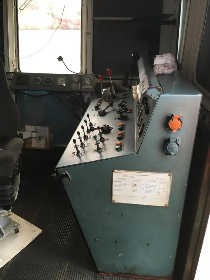 Kapal pengorek untuk dijual