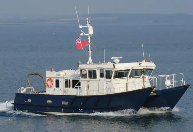 Kapal tinjauan untuk dijual