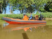 Kapal getah kaku untuk dijual
