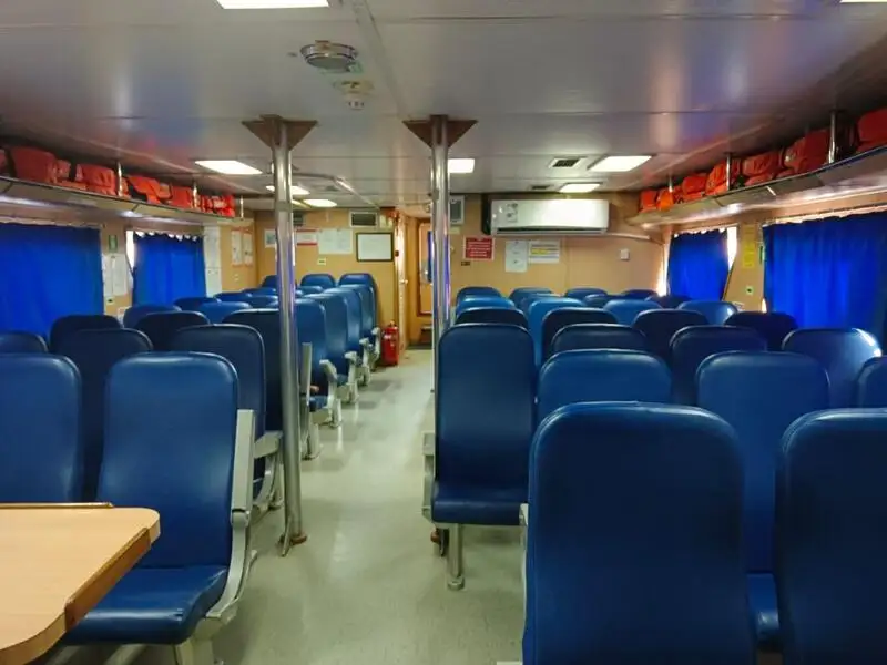 Kapal anak kapal untuk dijual