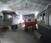 Kapal kerja untuk dijual