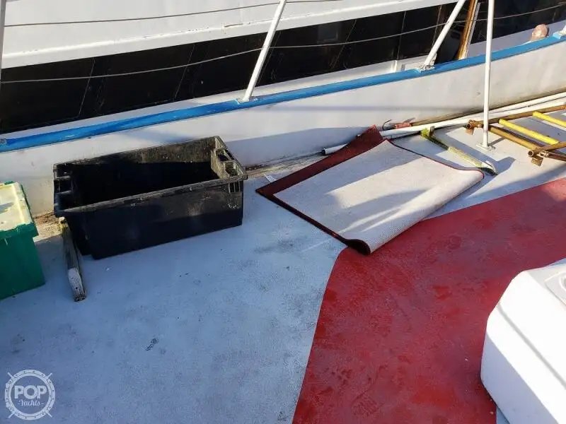 Kapal feri untuk dijual