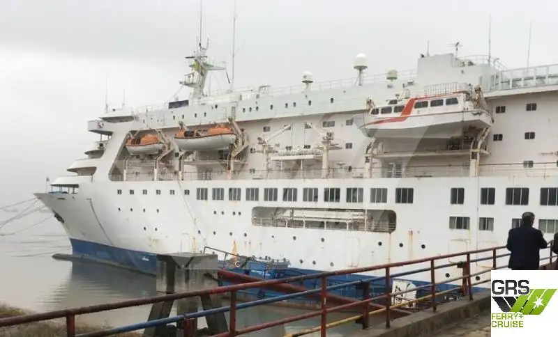 Kapal pelayaran untuk dijual