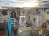 Kapal anak kapal untuk dijual