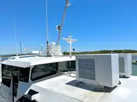 Kapal layar untuk dijual