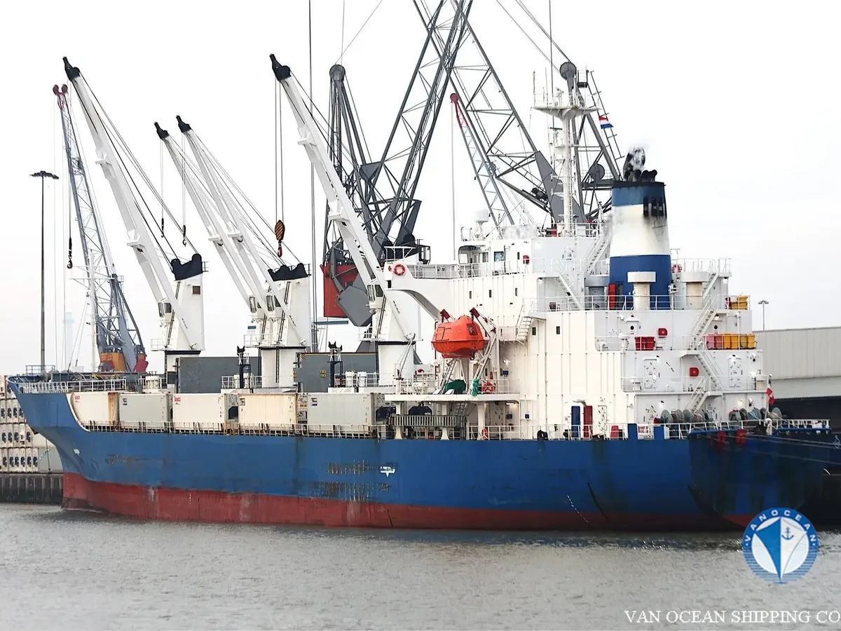 Kapal peti sejuk untuk dijual