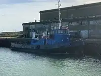 Kapal tunda untuk dijual