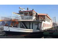 Kapal kontena untuk dijual