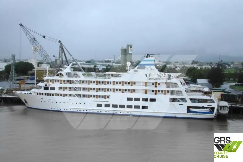 Kapal pelayaran untuk dijual
