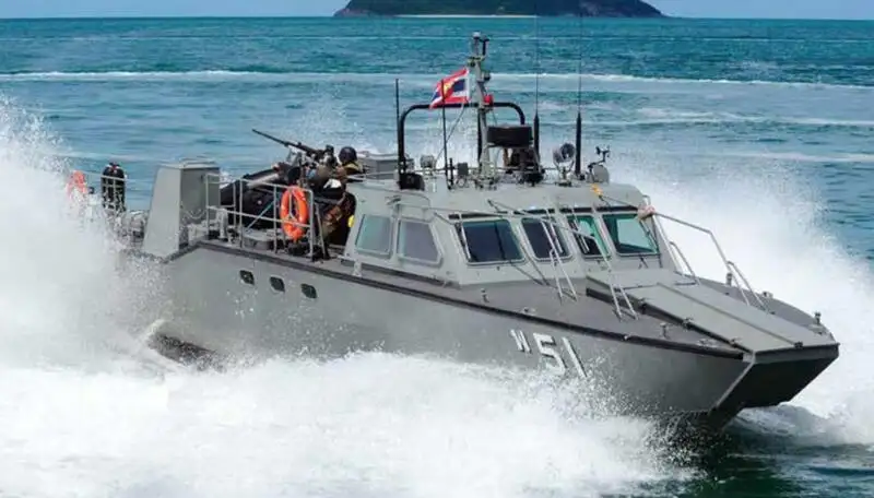 Kapal rondaan untuk dijual