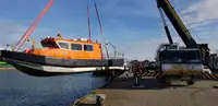 Kapal penyelamat untuk dijual