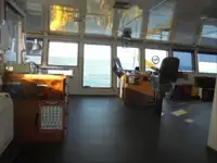 Kapal peti sejuk untuk dijual