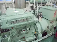 Kapal rondaan untuk dijual