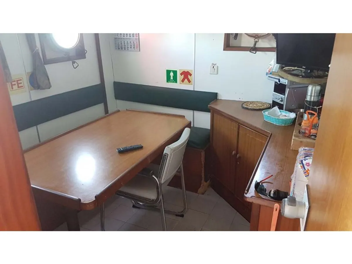 Kapal tunda untuk dijual