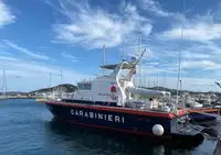Kapal rondaan untuk dijual