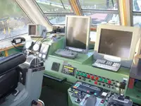 Kapal rondaan untuk dijual