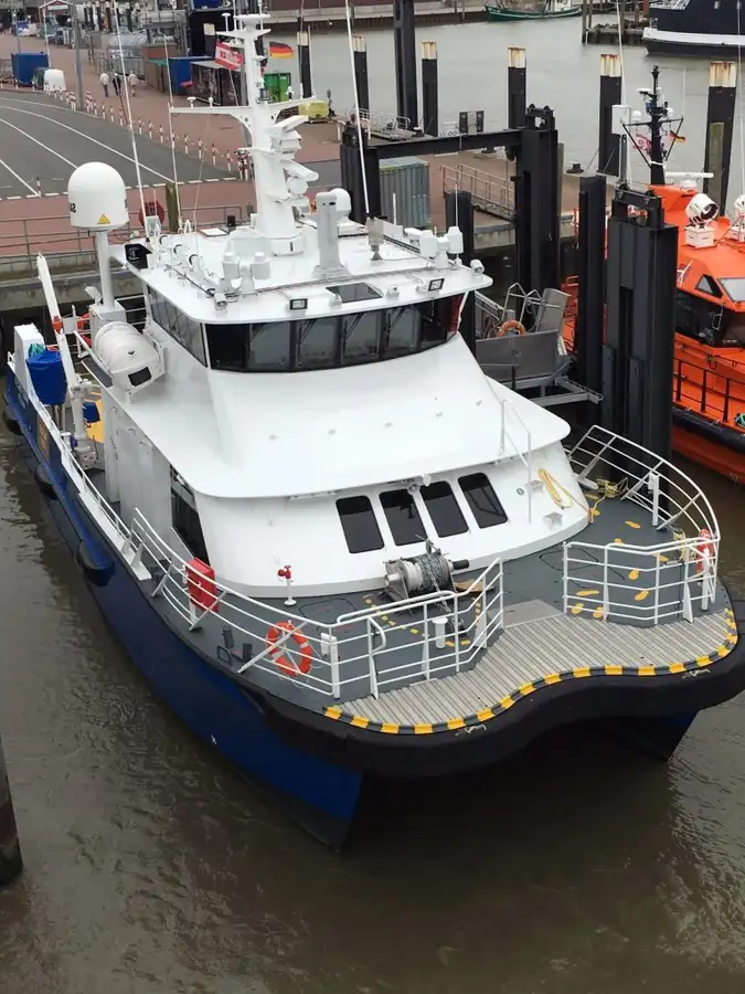 Kapal layar untuk dijual