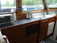 Kapal rondaan untuk dijual