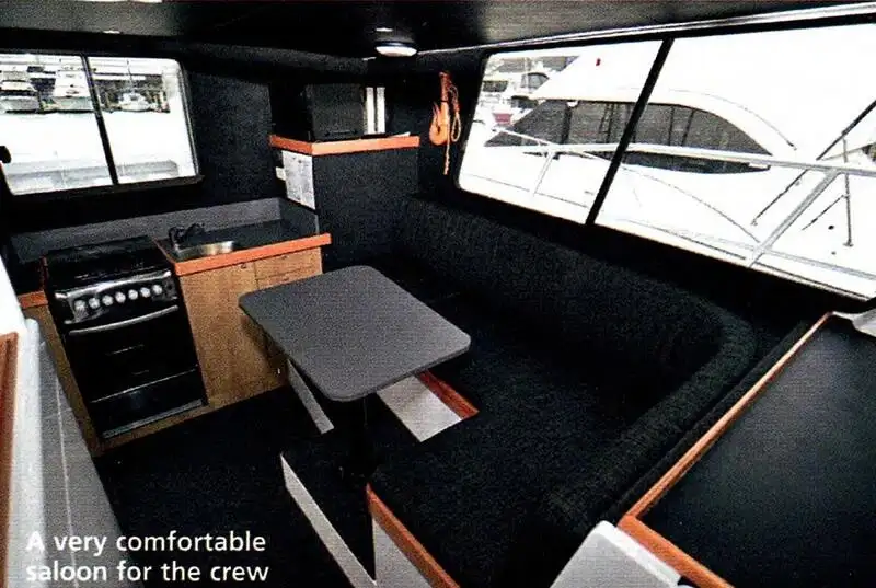 Kapal feri untuk jualan