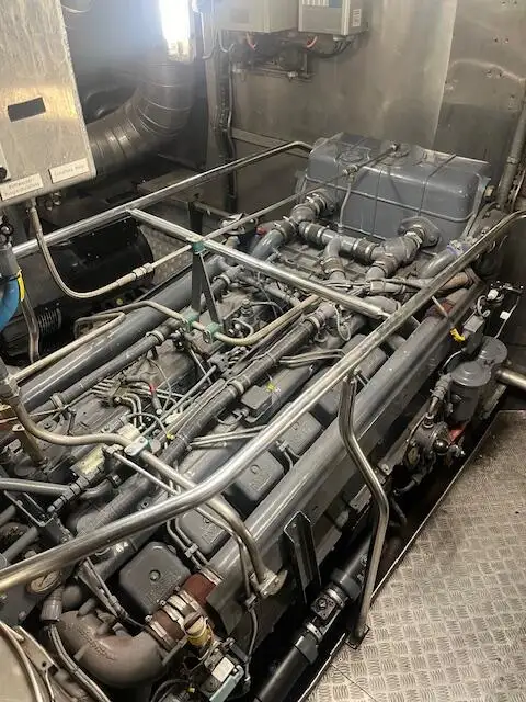 Kapal tinjauan untuk jualan