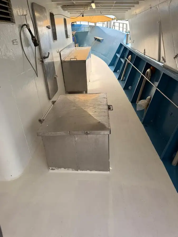 Penangkap ikan pukat tunda untuk jualan