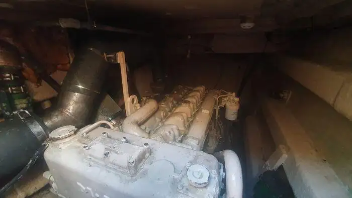Kapal motor untuk jualan