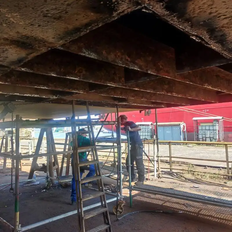 Tongkang untuk jualan