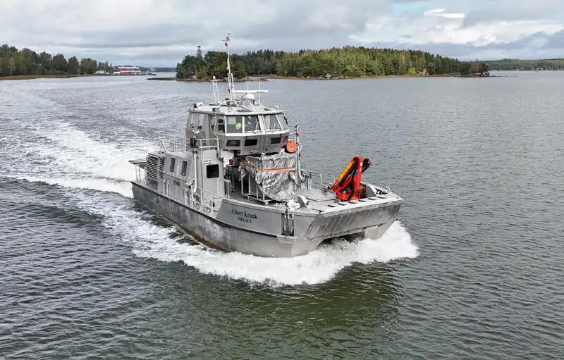 Katamaran untuk jualan