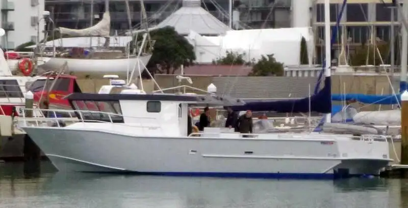 Kapal feri untuk jualan