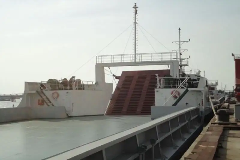 kapal RORO untuk jualan