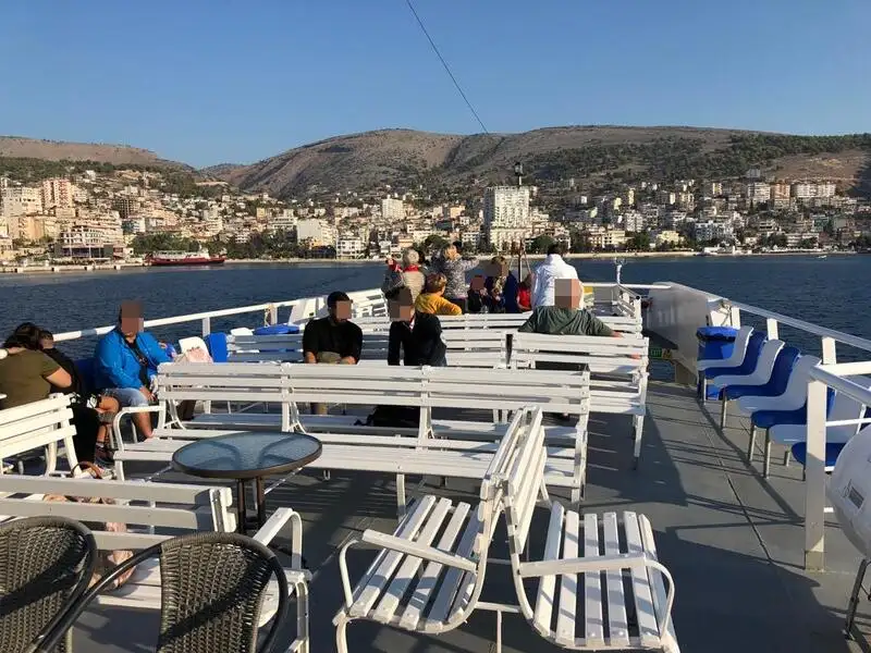 kapal RoPax untuk jualan