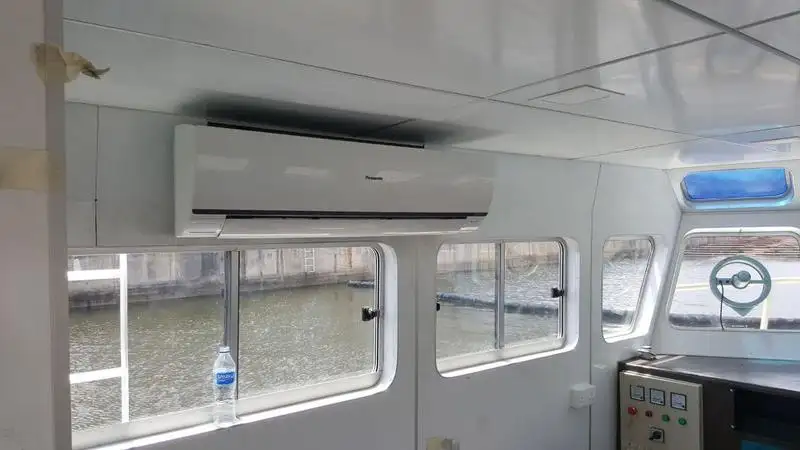 Bot juruterbang untuk jualan