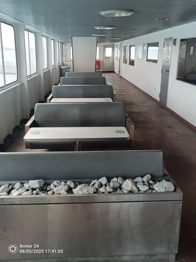 kapal RoPax untuk jualan