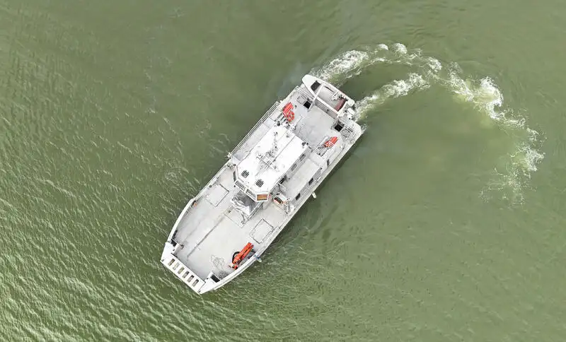 Katamaran untuk jualan