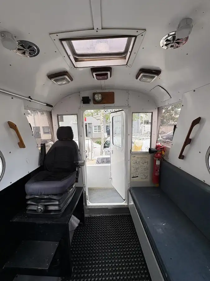 Bot juruterbang untuk jualan