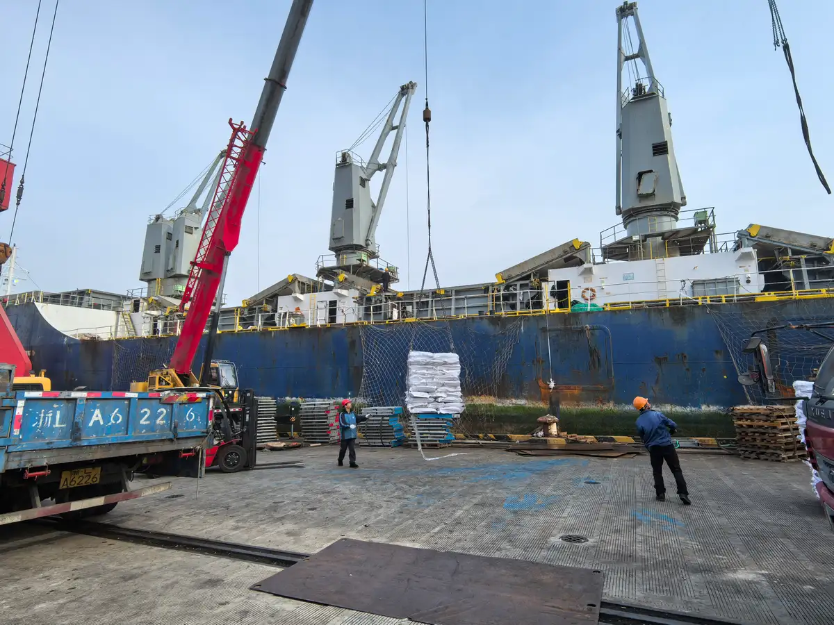 Kapal reefer untuk jualan