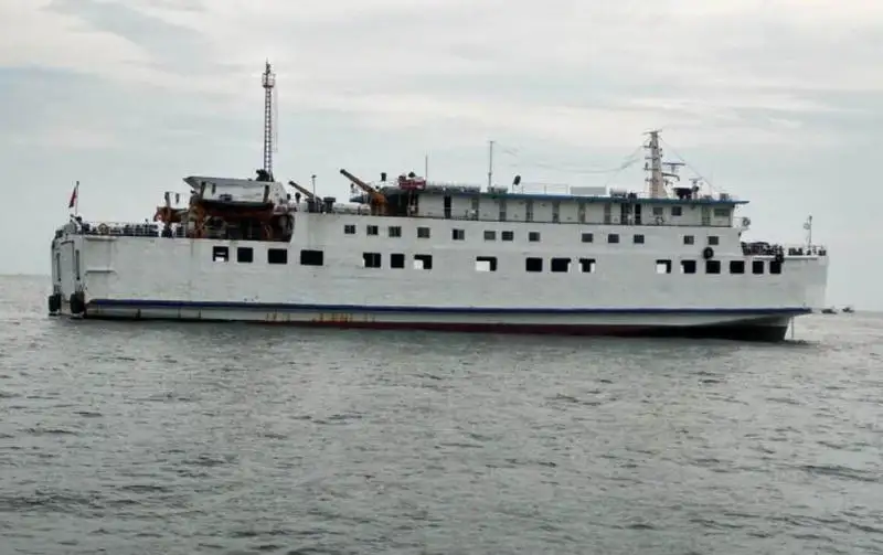 kapal RORO untuk jualan