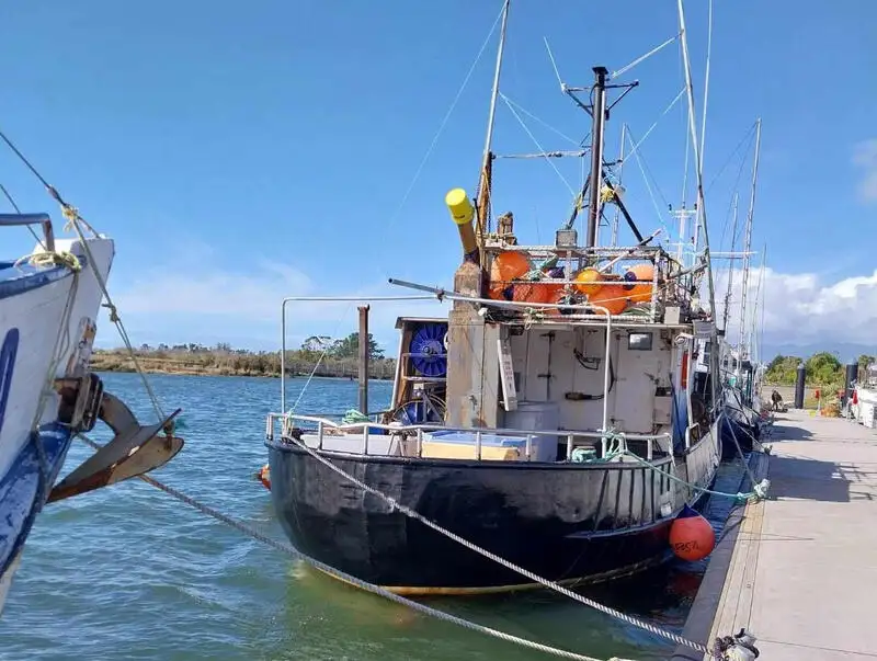 Kapal garis panjang untuk jualan