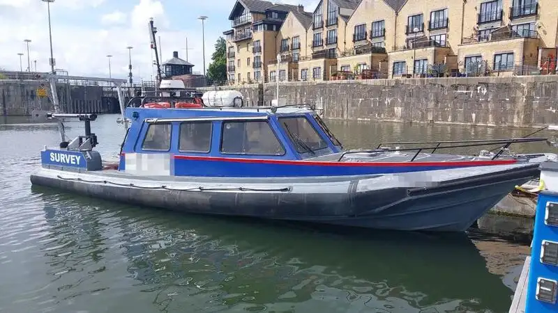 Kapal tinjauan untuk jualan