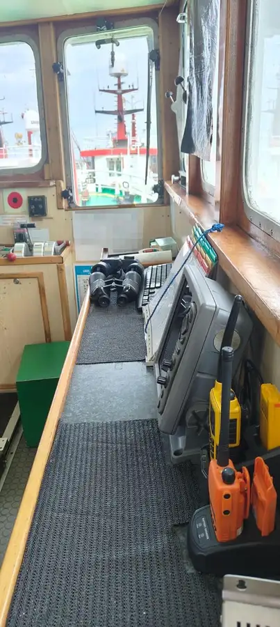 Kapal bekalan untuk jualan