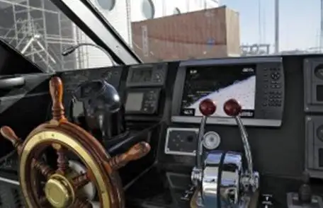 Kapal motor untuk jualan