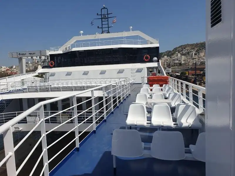 kapal RoPax untuk jualan