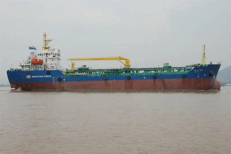 Kapal tangki minyak, Kapal tangki kimia untuk jualan