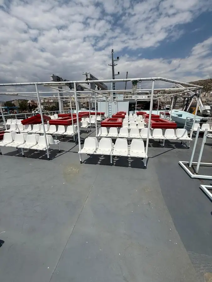 kapal RoPax untuk jualan